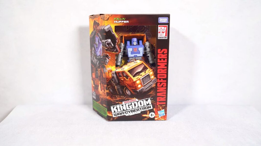 Transformers Kingdom Huffer  (8 of 37)
